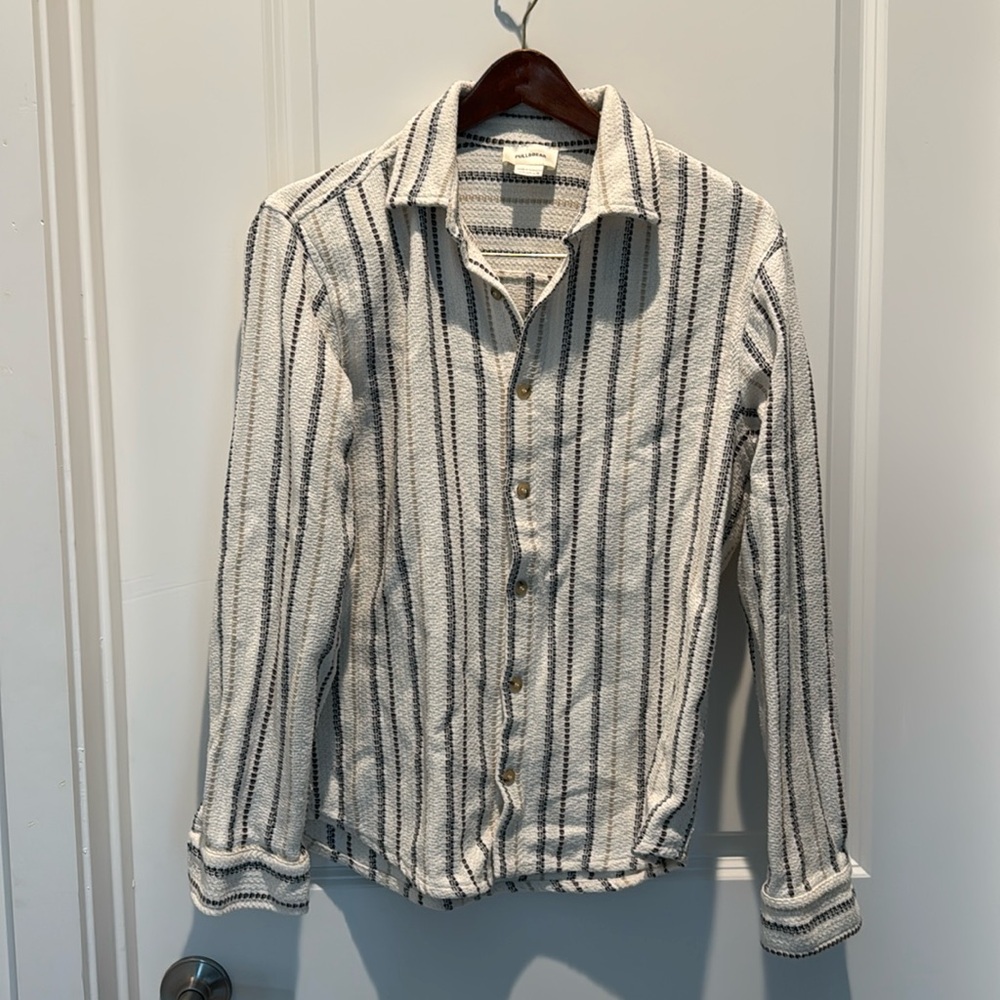 Pull & Bear Woven Button Down Shirt - Unique!